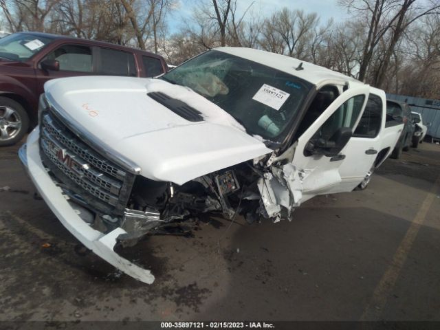 1GT120CGXEF145901 GMC Sierra 2500hd Sle