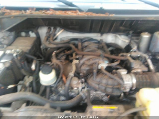 1N6AF0KY2HN806813 Nissan Nv Cargo S