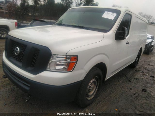 1N6AF0KY2HN806813 Nissan Nv Cargo S
