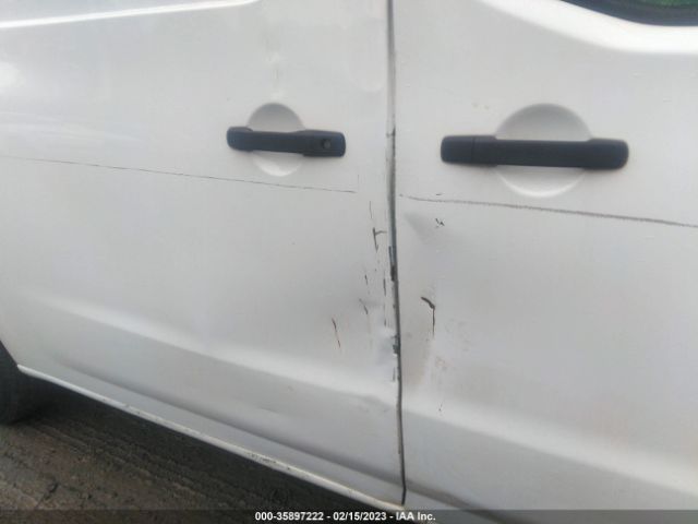 1N6AF0KY2HN806813 Nissan Nv Cargo S