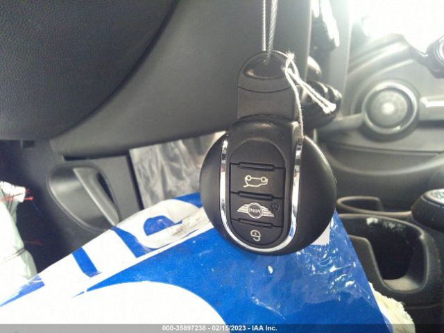 WMWXU1C53G2D10464 Mini COOPER HARDTOP 4 DOOR