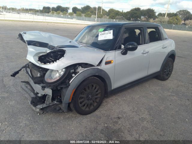 WMWXU1C53G2D10464 Mini COOPER HARDTOP 4 DOOR