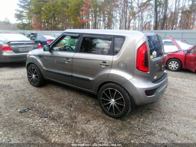 KNDJT2A65C7409617 KIA Soul !