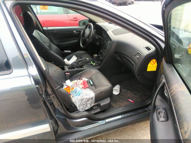 Volvo V70 2004 YV1SW59V842367574 Image 6