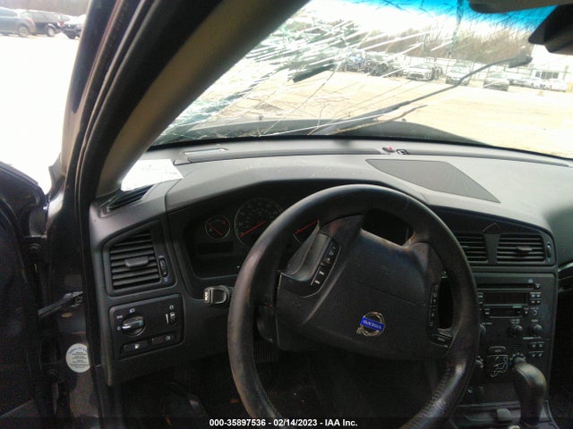 Volvo V70 2004 YV1SW59V842367574 Image 8