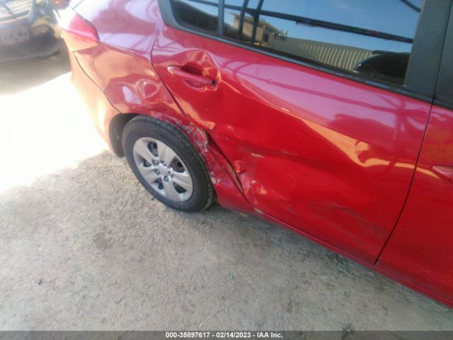 KNAFK4A69G5585475 KIA FORTE LX