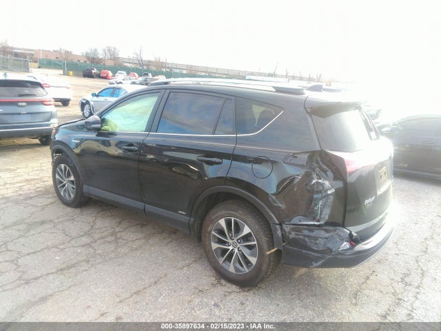 2017 Toyota RAV4, VIN: JTMRJREV1HD138292