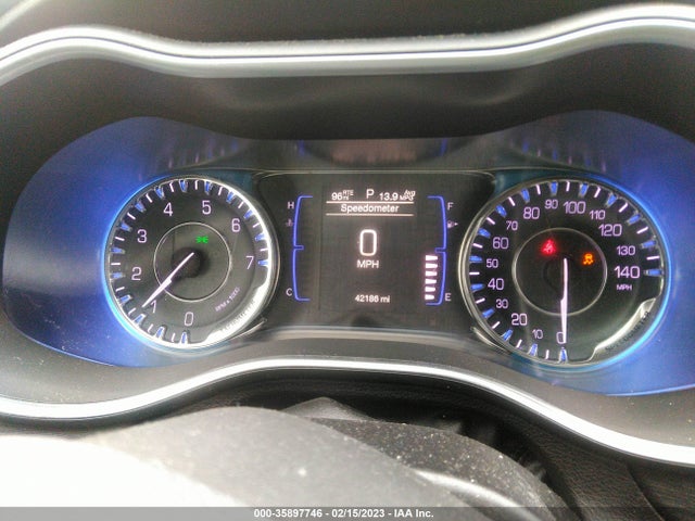 Chrysler 200 Limited Platinum 2017 1C3CCCABXHN507769 Image 7