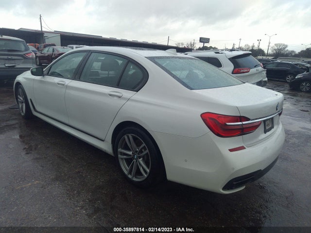 BMW 7 Series 740i 2016 WBA7E2C55GG547203 Image 3