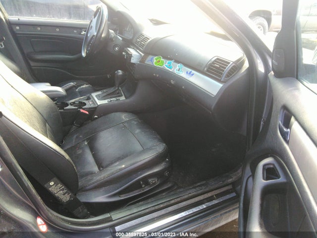 BMW 3 Series 330xi 2002 WBAEW53412PG18003 Image 5