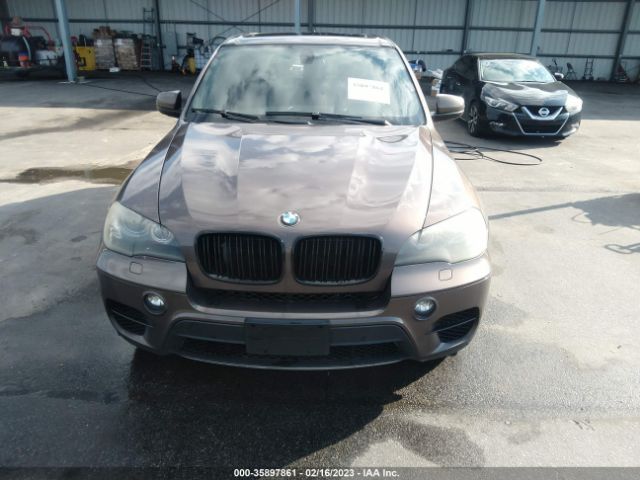 5UXZV8C52BL420809 BMW X5 50i