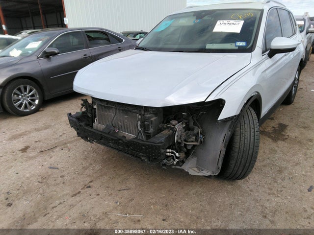 3VV5B7AXXJM182990 Volkswagen Tiguan Sel Premium