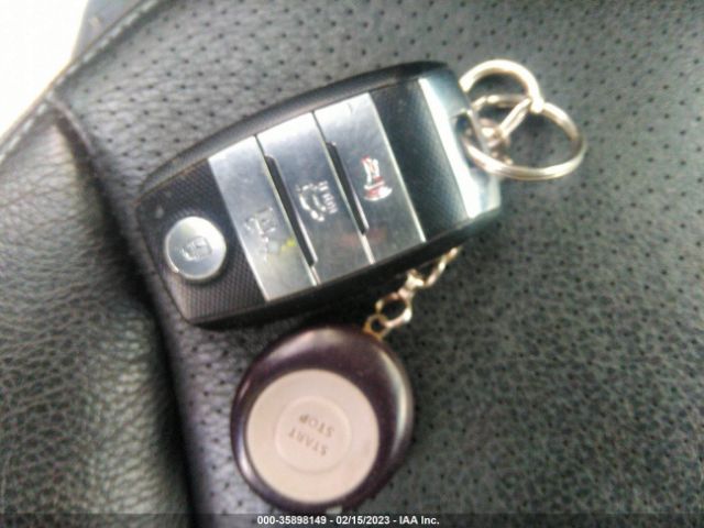 5XYKUDA73EG532666 KIA SORENTO EX