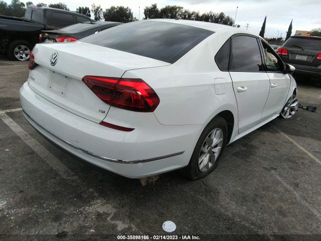 1VWAA7A31JC007510 Volkswagen Passat 2.0t S/r-line