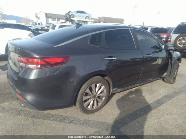 5XXGT4L32JG234062 KIA Optima S