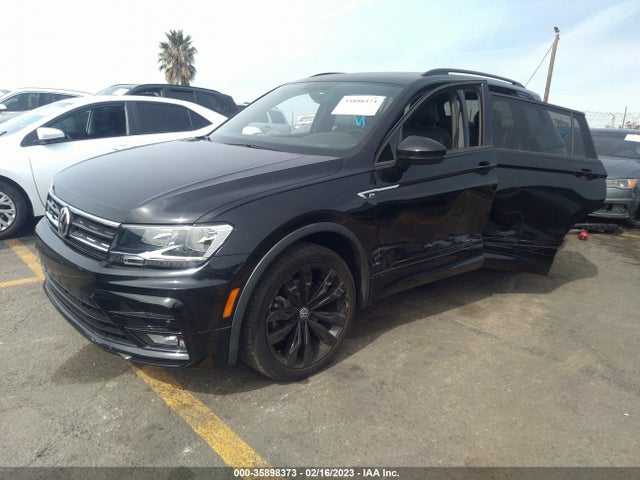 3VV2B7AX6LM168378 Volkswagen Tiguan Se/sel/se R-line Black