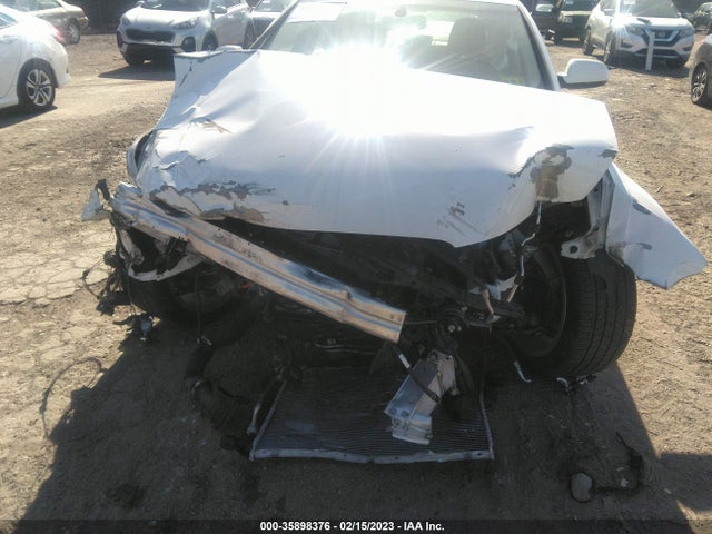 WAUBFAFL6FN007137 Audi A4 PREMIUM