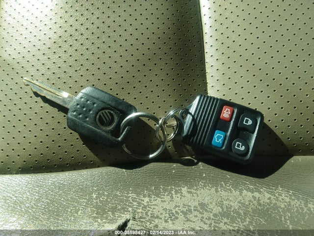 2005 MERCURY MONTEGO LUXURY VIN: 1MEFM40135G621907