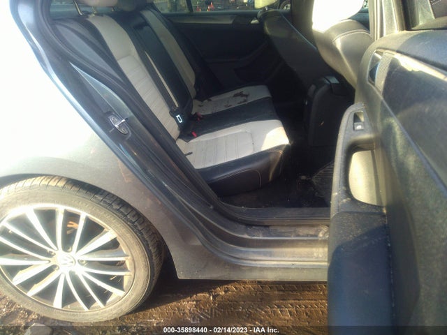 3VWD17AJ2GM248611 Volkswagen Jetta Sedan 1.8t Sport