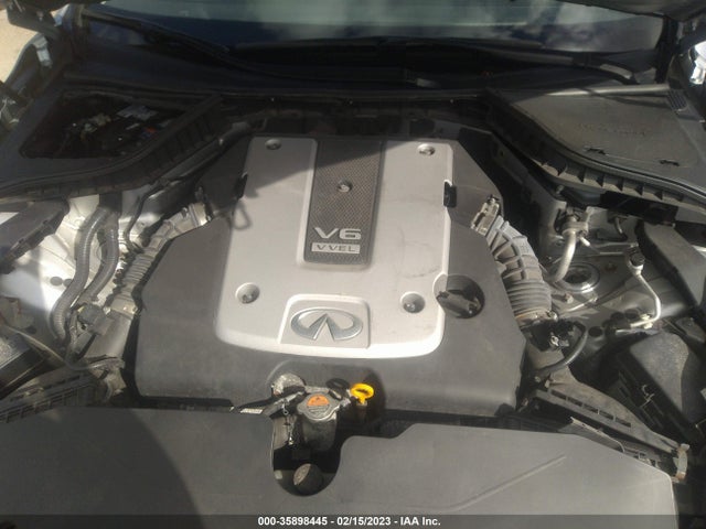 2015 Infiniti Q50, VIN: JN1BV7AR2FM403322