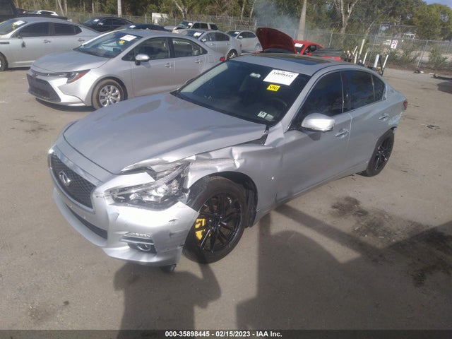 2015 Infiniti Q50, VIN: JN1BV7AR2FM403322
