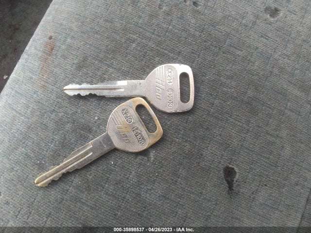 1997 HONDA ACCORD SDN EX VIN: 1HGCD5655VA068136