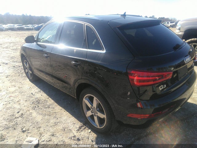 WA1EFCFS9FR008742 Audi Q3 2.0t Premium Plus