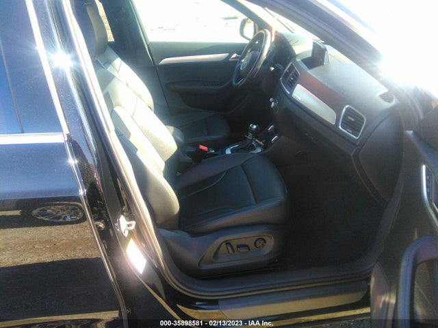 WA1EFCFS9FR008742 Audi Q3 2.0t Premium Plus