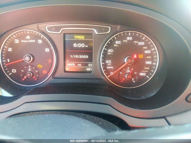 WA1EFCFS9FR008742 Audi Q3 2.0t Premium Plus