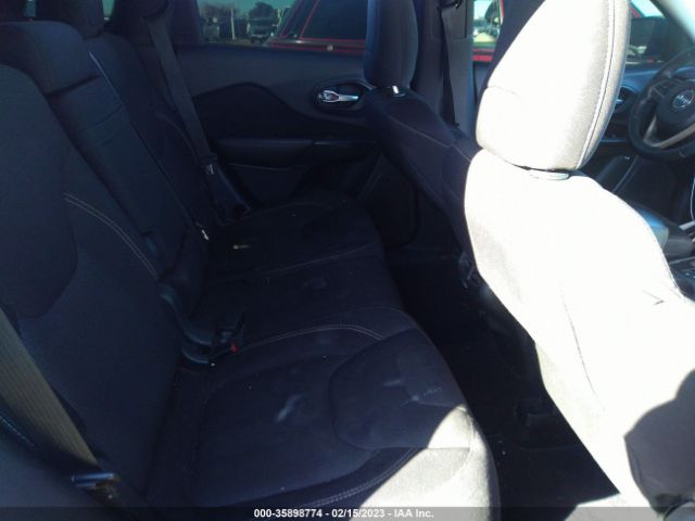 1C4PJLCB4GW114200 Jeep Cherokee Latitude