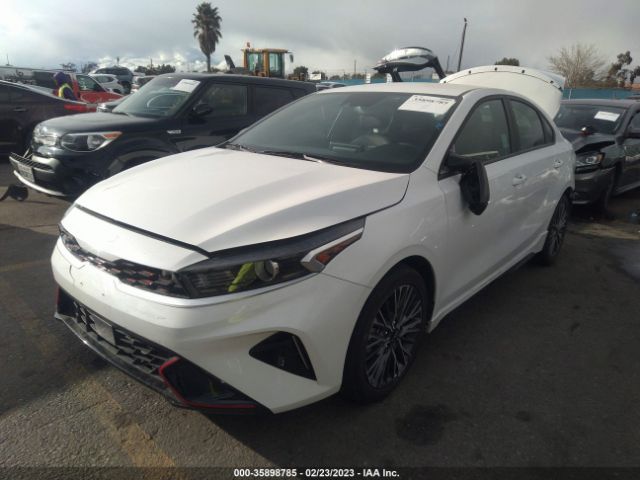 3KPF54AD7NE438016 KIA Forte Gt-line