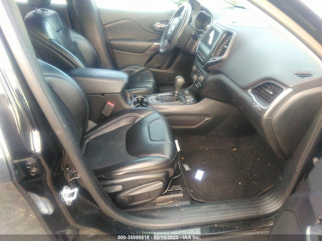 Jeep Cherokee Latitude Plus 2019 1C4PJMLB5KD195363 Image 6