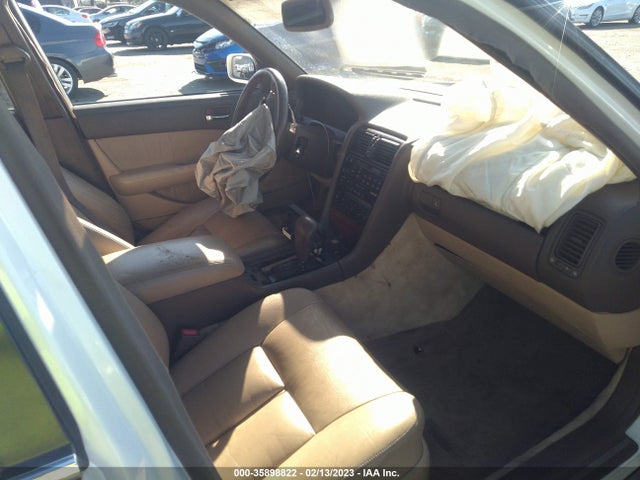 JT8UF11EXR0189140 Lexus LS 400