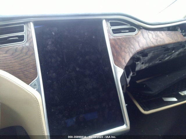 Tesla MODEL S 2017 5YJSA1E21HF204681 Image 8