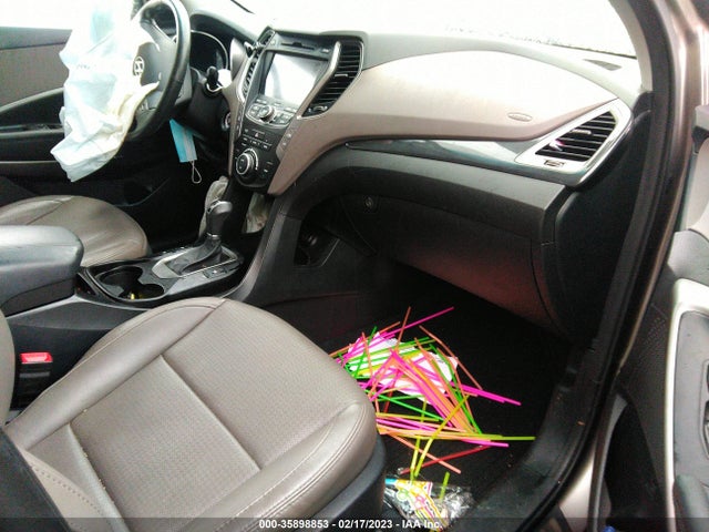 2016 Hyundai Santa Fe, VIN: 5XYZWDLAXGG357529