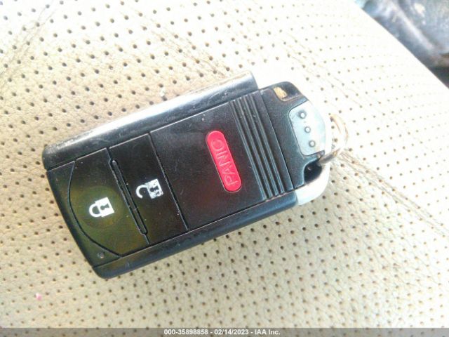 5J8TB3H3XEL012784 Acura RDX