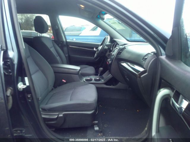 5XYKT4A14CG234798 KIA SORENTO LX