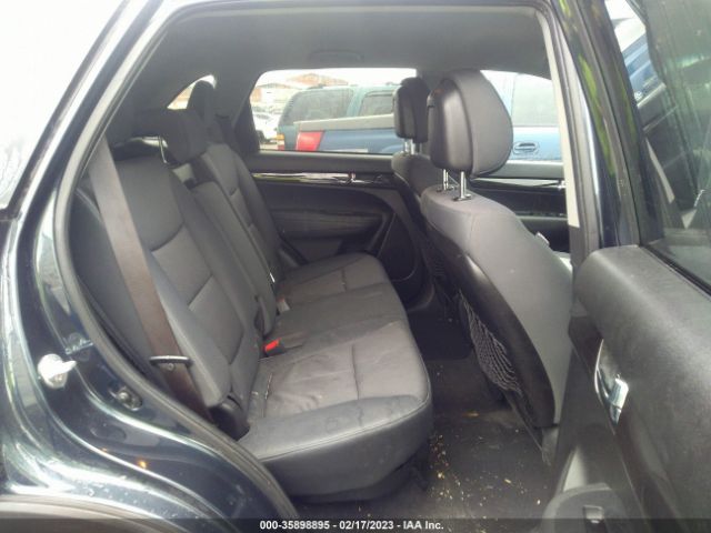 5XYKT4A14CG234798 KIA SORENTO LX