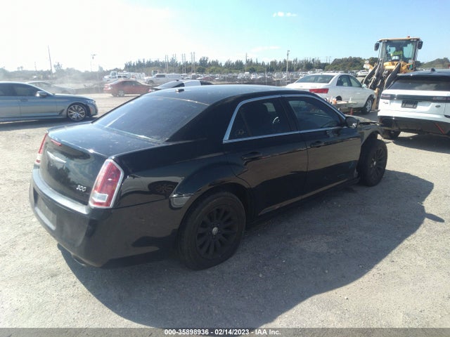 2C3CCAAG1EH354459 Chrysler 300