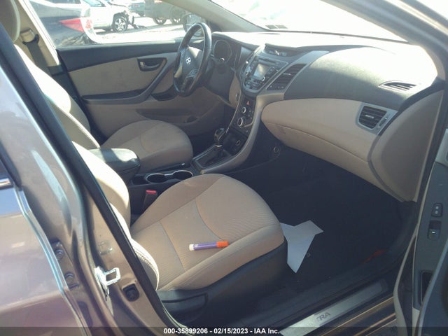 2016 Hyundai Elantra, VIN: 5NPDH4AEXGH672060
