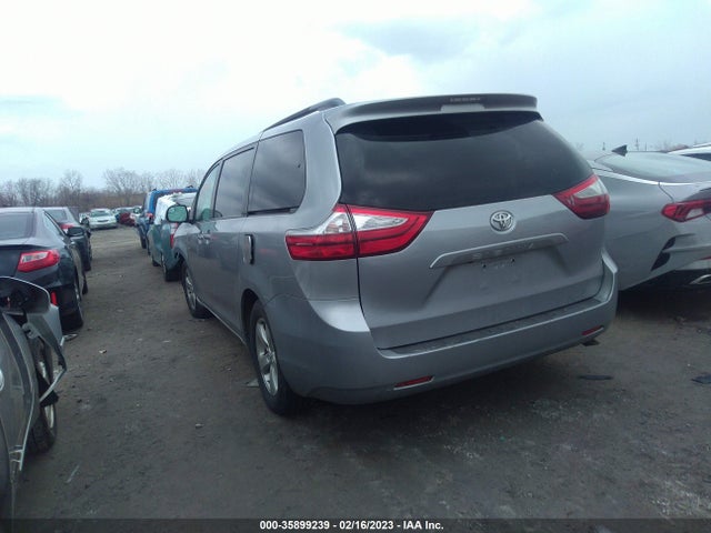2016 Toyota Sienna, VIN: 5TDKK3DC8GS701904