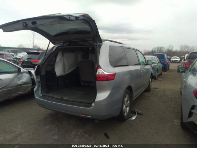 2016 Toyota Sienna, VIN: 5TDKK3DC8GS701904