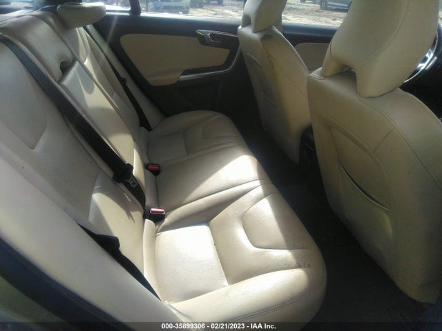 2016 Volvo V60, VIN: YV140MEM7G1303747