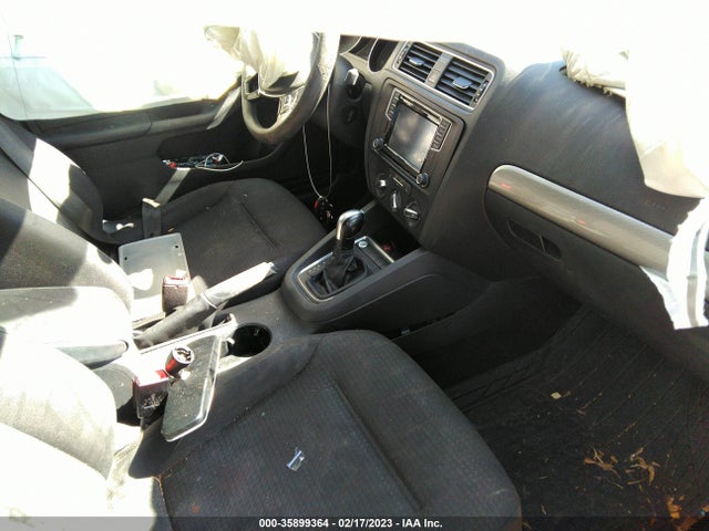 3VWD67AJ5GM259622 Volkswagen Jetta Sedan 1.4t Se