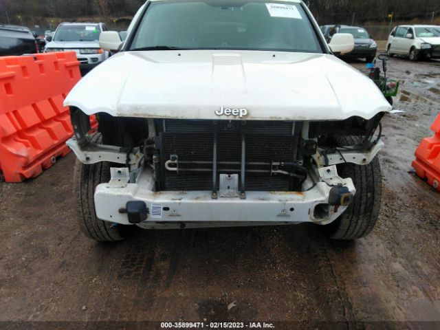 1J8HR58N18C126957 Jeep Grand Cherokee Limited