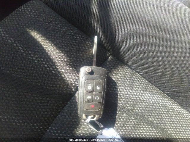 Chevrolet SONIC LT 2015 1G1JC5SH1F4169854 Image 3