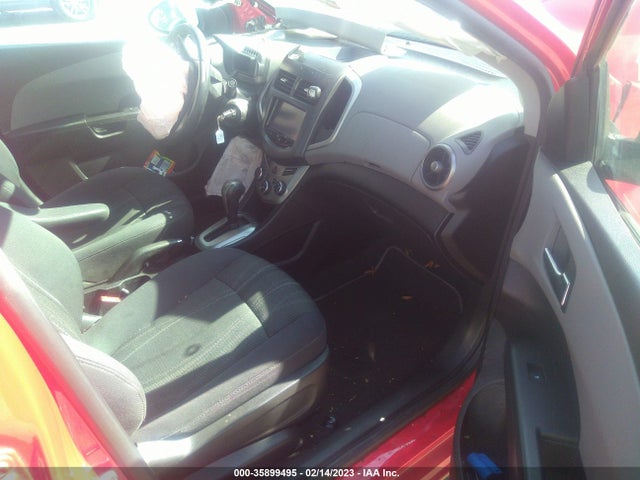 Chevrolet SONIC LT 2015 1G1JC5SH1F4169854 Image 7