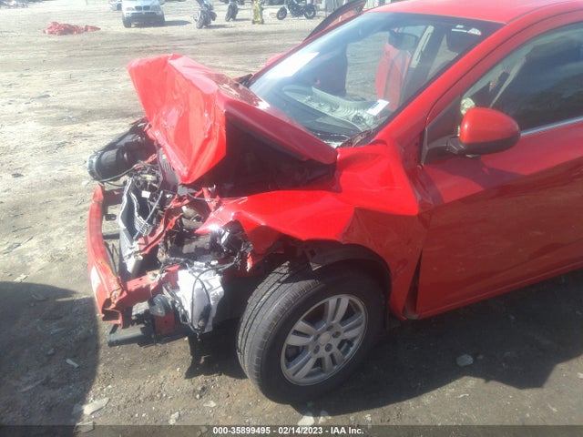 Chevrolet SONIC LT 2015 1G1JC5SH1F4169854 Image 8