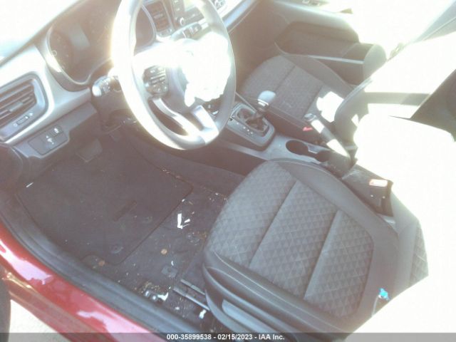 3KPA24AB8JE047713 KIA RIO S