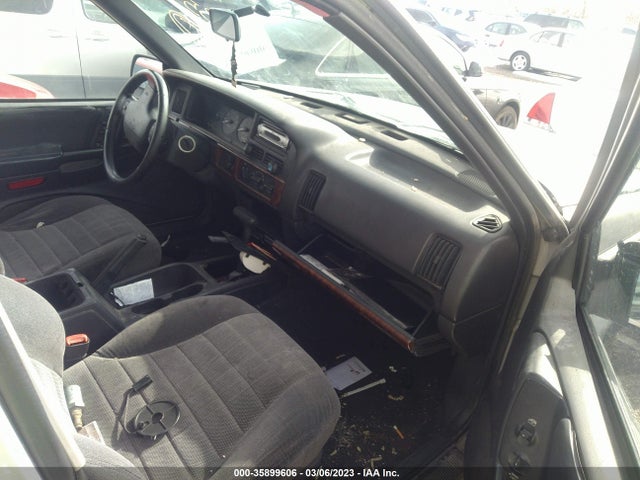 1997 JEEP GRAND CHEROKEE VIN: 1J4FX58SXVC619102
